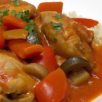 Slow-Cooker Chicken Cacciatore: Easy, Savory Comfort Meal