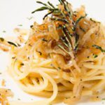 Unlock Bold Flavors: The Art of Spaghetti with Roasted Garlic