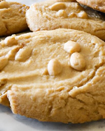 The Ultimate Guide to Perfectly Chewy Peanut Butter Cookies